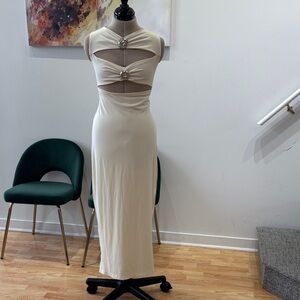 Sleeveless Cream Cutout Maxi Dress with Decorative Brooches